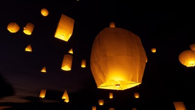 Niagara Sky Lanterns 