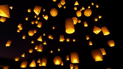 Niagara Sky Lanterns 